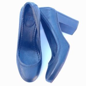 frye abigail riding boot